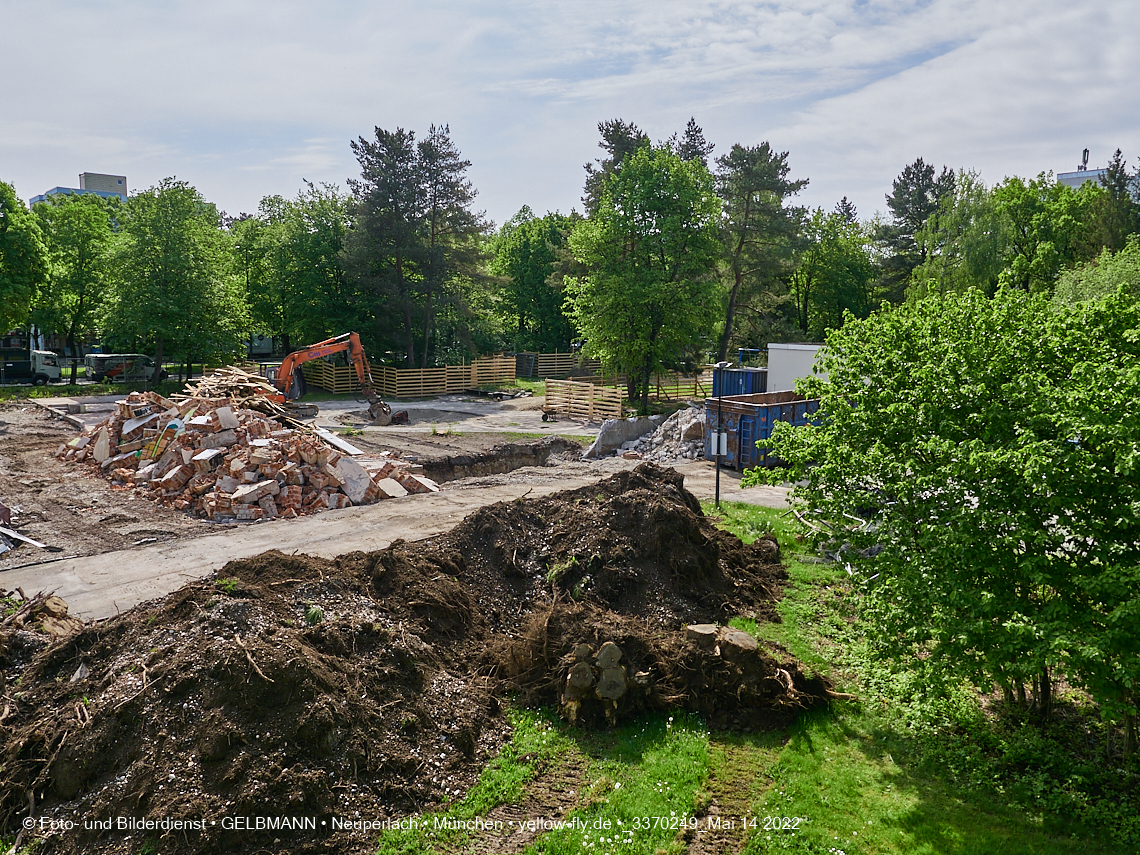 14.05.2022 - Baustelle am Haus für Kinder in Neuperlach